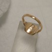 signet-ring-rose-gold-diamond-80212.jpg