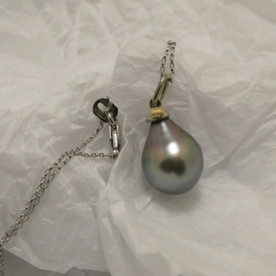 fine-tahitian-black-pearl-18ctgold-80253.jpg