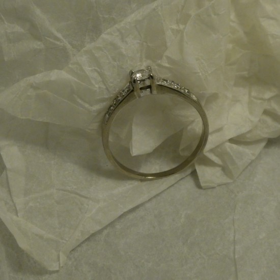 18ct-white-gold-diamond-ring-60966.jpg