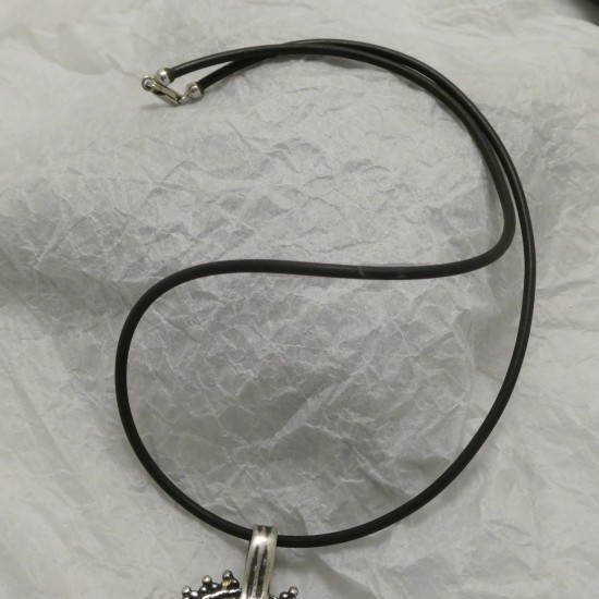 italian-18ctwhite-gold-black-elegance-80725.jpg