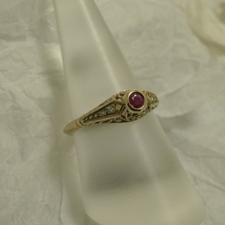 old-fashioned-ruby-gold-ring-60996.jpg