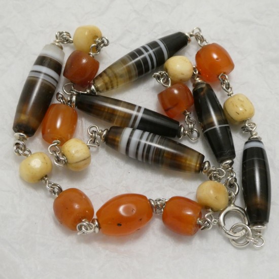 unique-agate-silver-necklace-80782.jpg