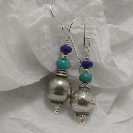 lapis-blue-turquoise-blue-silver-90070.jpg