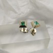 squared-emerald-white-gold-earstuds-80922.jpg