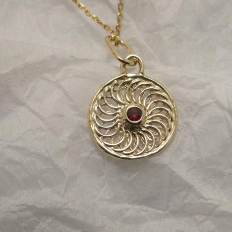 ruby-filigree-pendant-9ctgold-90721.jpg