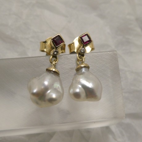 baroque-keshi-pearl-ruby-gold-90842.jpg