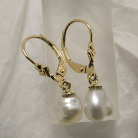 precious-keshi-pearl-gold-earrings-